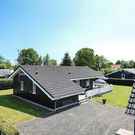 Oh173-hadsund-brondbaekken-73 度假居 *